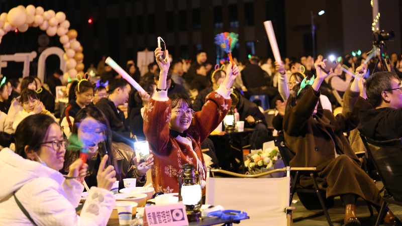 文化周|盡享美食，“音”愛而來，海蓉開展告白音樂會暨美食節(jié)活動